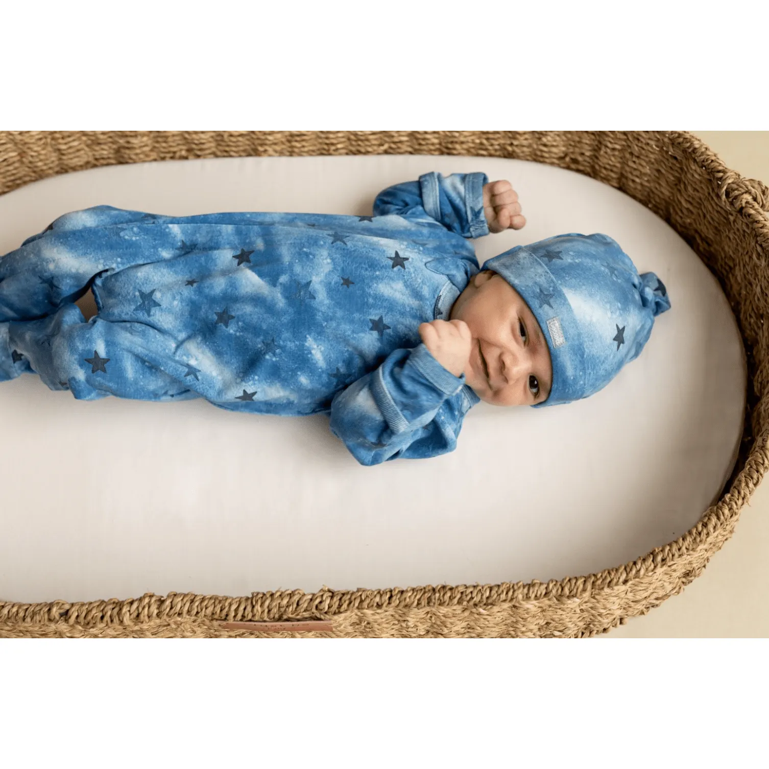 Coccoli Modal Zipper Footie with hat set - Stars on Denim Blue