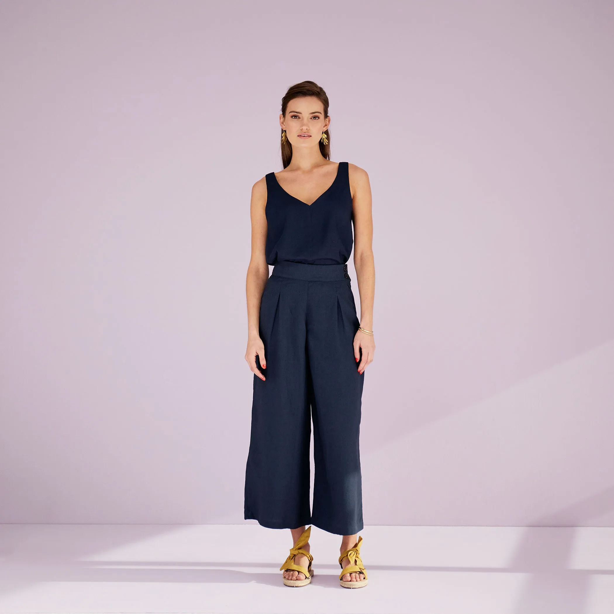 Linen Classic Cami - Navy