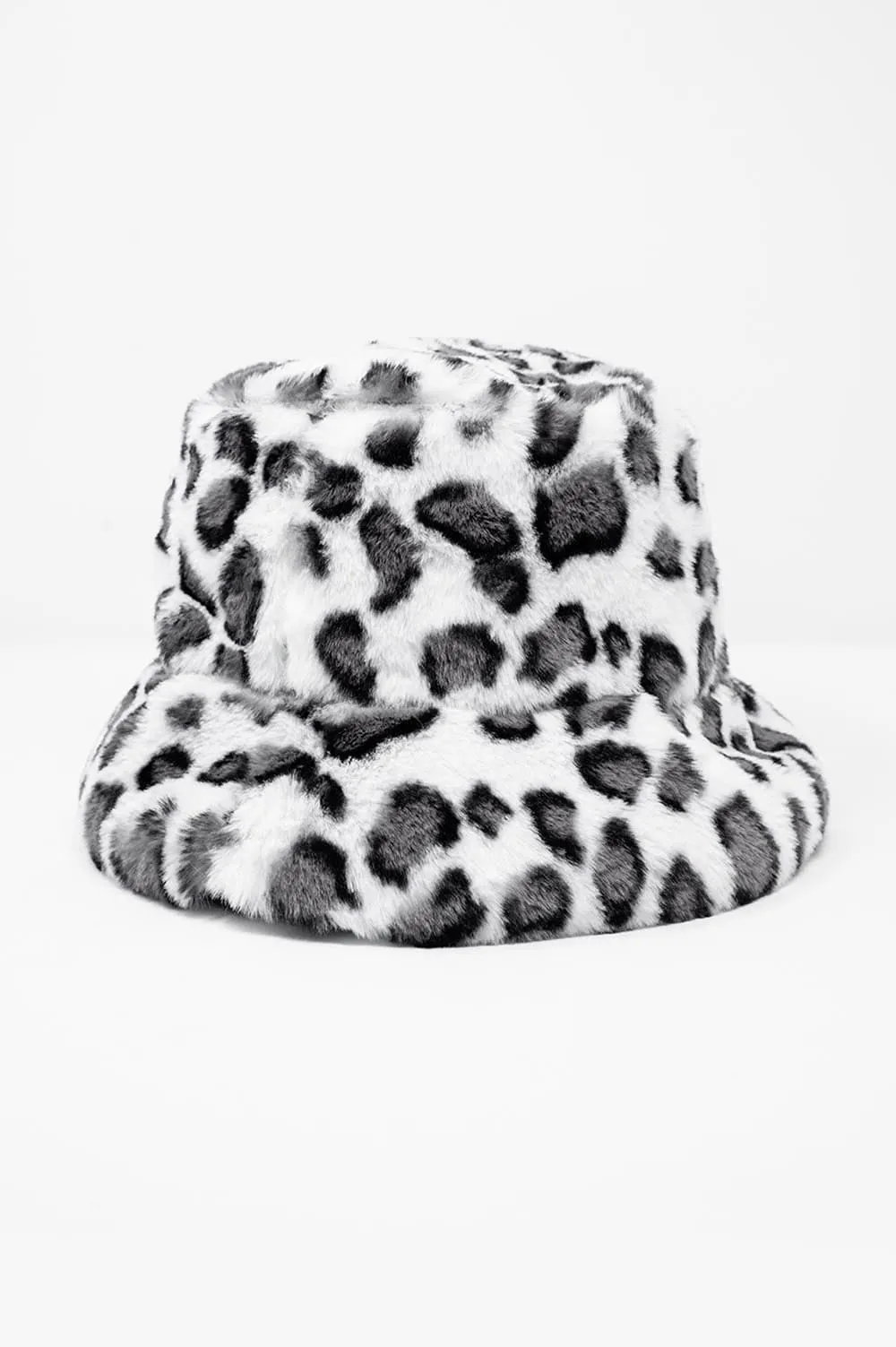 White Bucket Hat In Animal Print